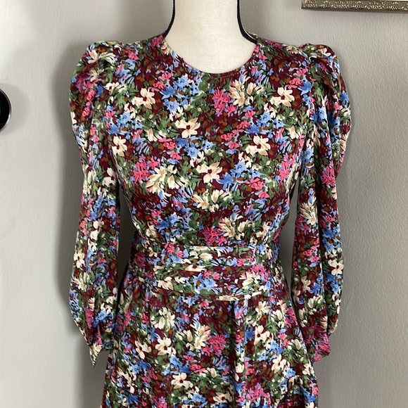 ZARA floral dress rare as seen on celebrities - Picture 3 of 12